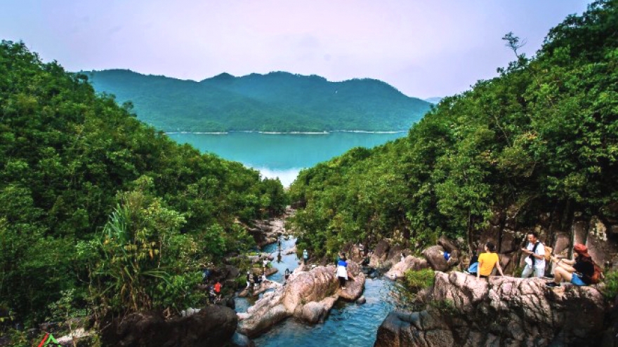 Vietnam shares experience in sustainable tourism development at global ecotourism forum